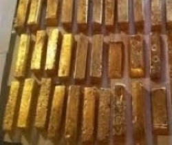 raw gold mining 12
